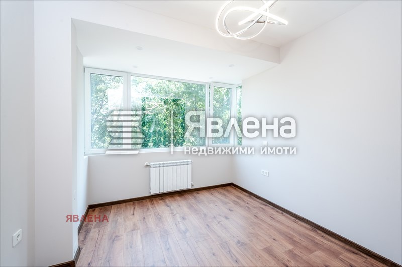 Til salgs  2 soverom Sofia , Iztok , 80 kvm | 53375314 - bilde [11]