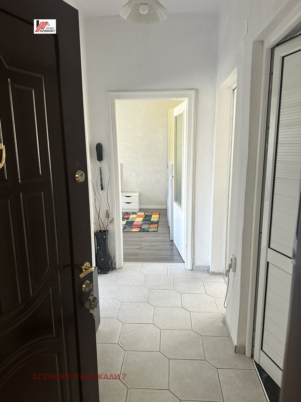 Продава 4-СТАЕН, гр. Кърджали, Център, снимка 6 - Апартаменти - 54131961