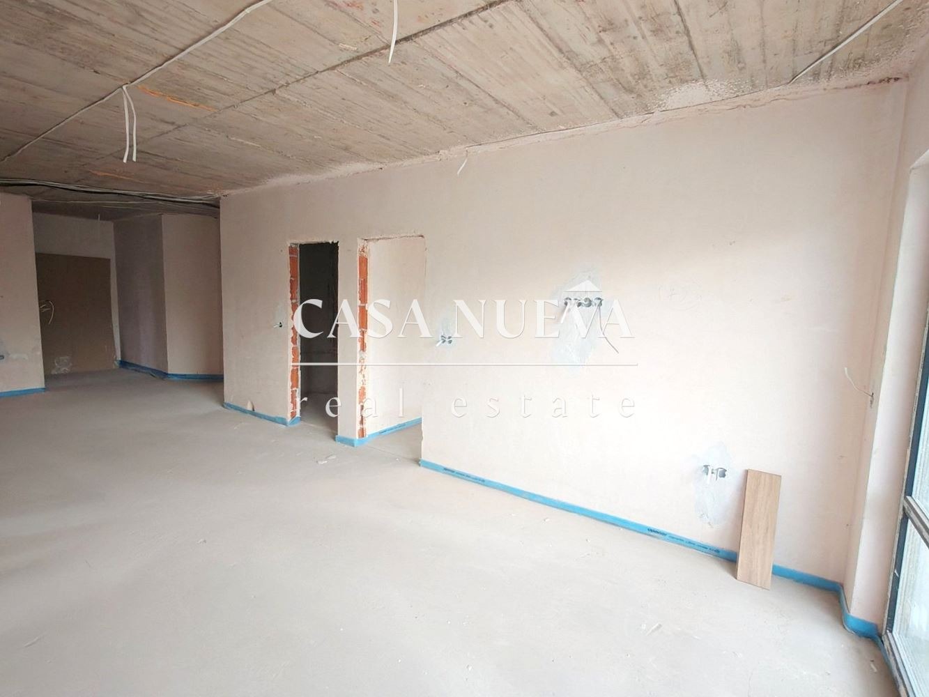 Продава 4-СТАЕН, гр. Перник, Изток, снимка 4 - Апартаменти - 54916808
