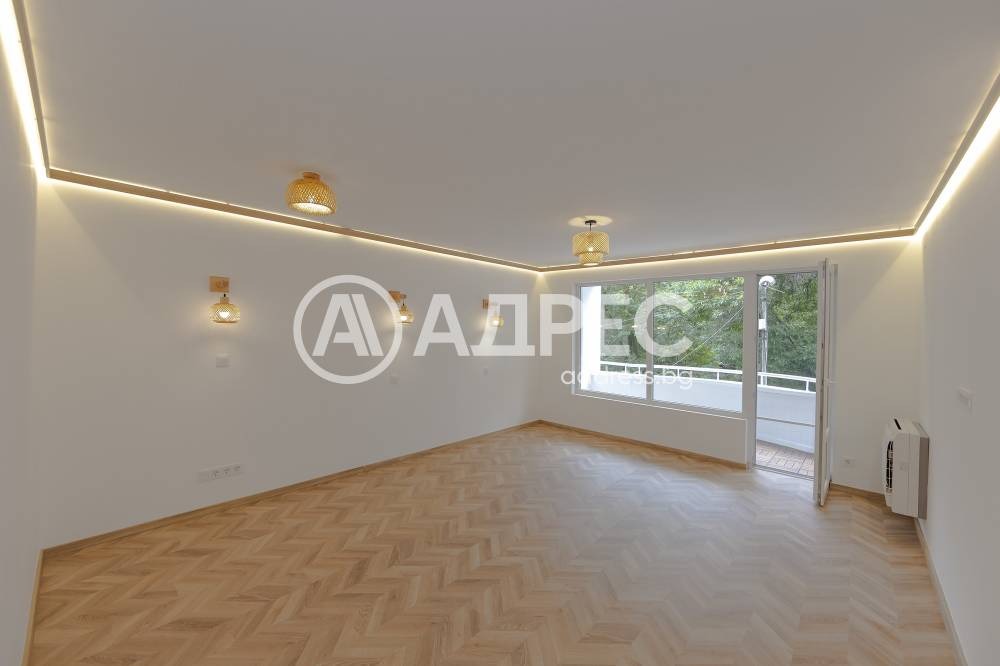 Продава МНОГОСТАЕН, гр. София, Стрелбище, снимка 2 - Апартаменти - 55142400