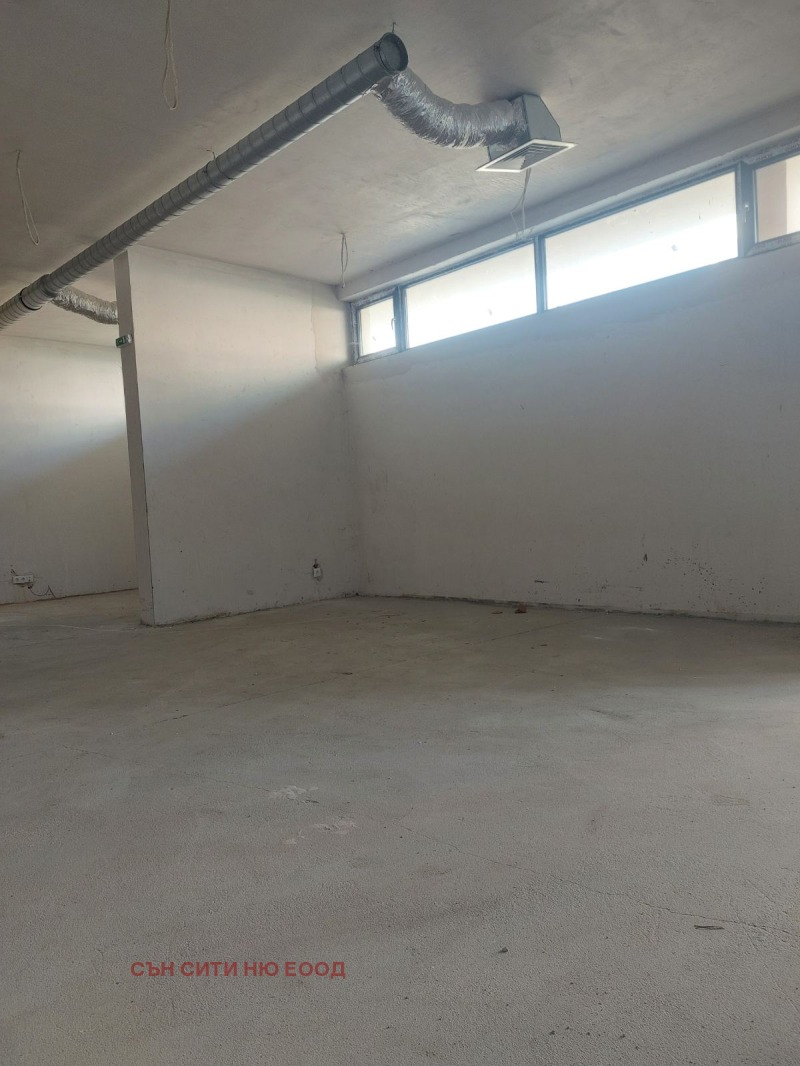 En venta  Oficina Sofia , Mladost 3 , 150 metros cuadrados | 20605059 - imagen [3]