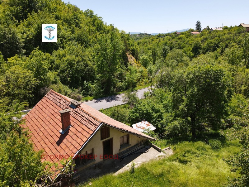 Til salg  Hus region Kyustendil , Tsarvenyano , 180 kvm | 52160282 - billede [6]