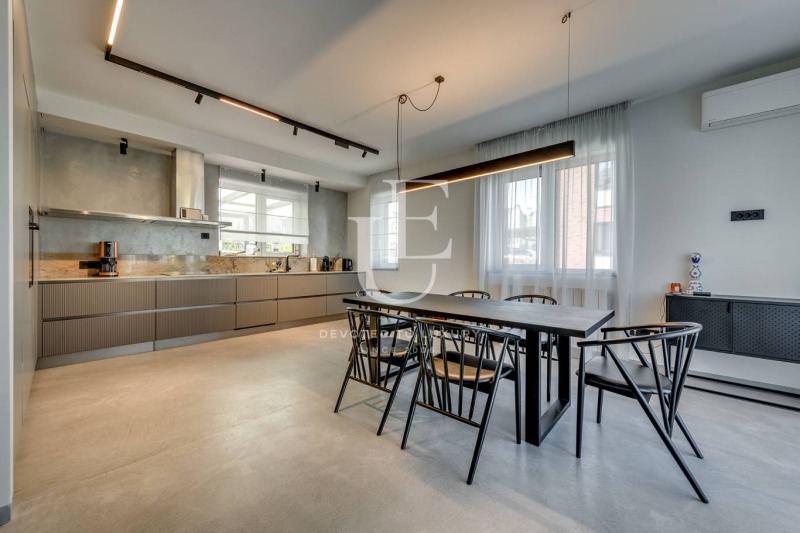 En venta  Casa Sofia , Lozen , 249 metros cuadrados | 10199959 - imagen [2]