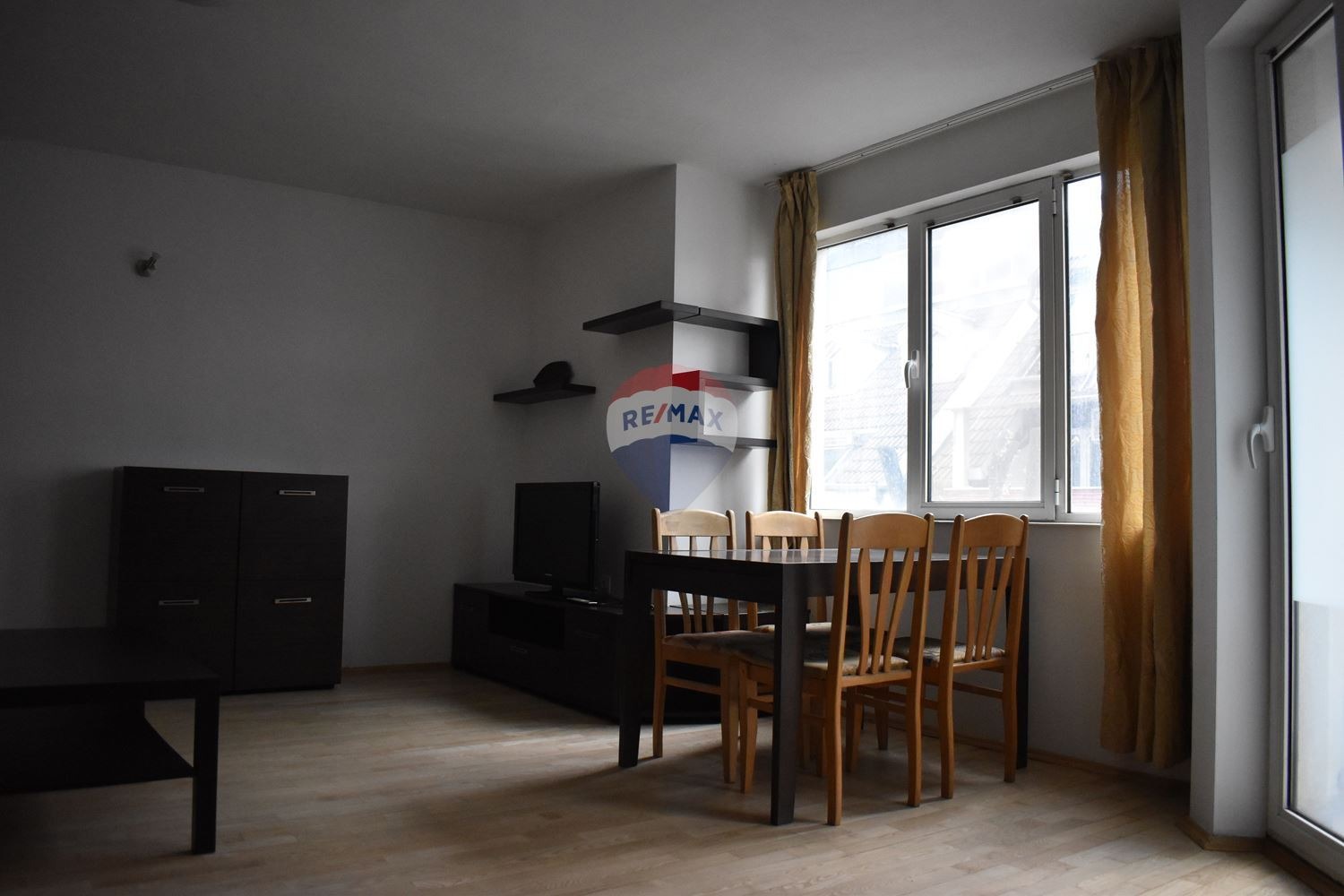 Продава 2-СТАЕН, гр. Варна, Лятно кино Тракия, снимка 3 - Апартаменти - 54551527
