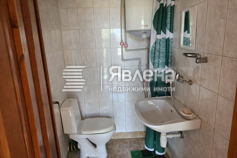 Продава КЪЩА, с. Дъбравино, област Варна, снимка 11 - Къщи - 54001587