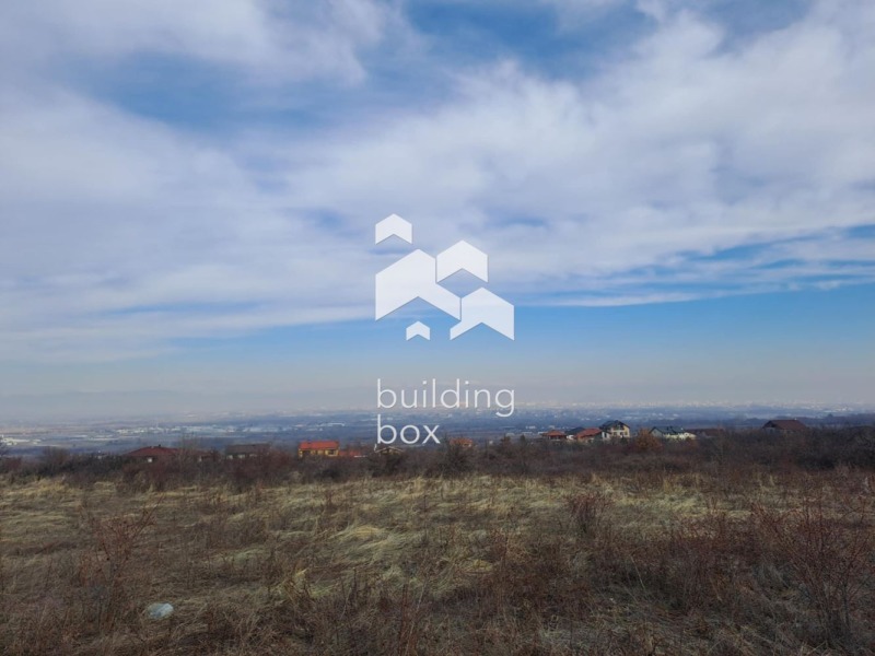 Na prodej  Spiknutí oblast Plovdiv , Markovo , 2300 m2 | 63447160