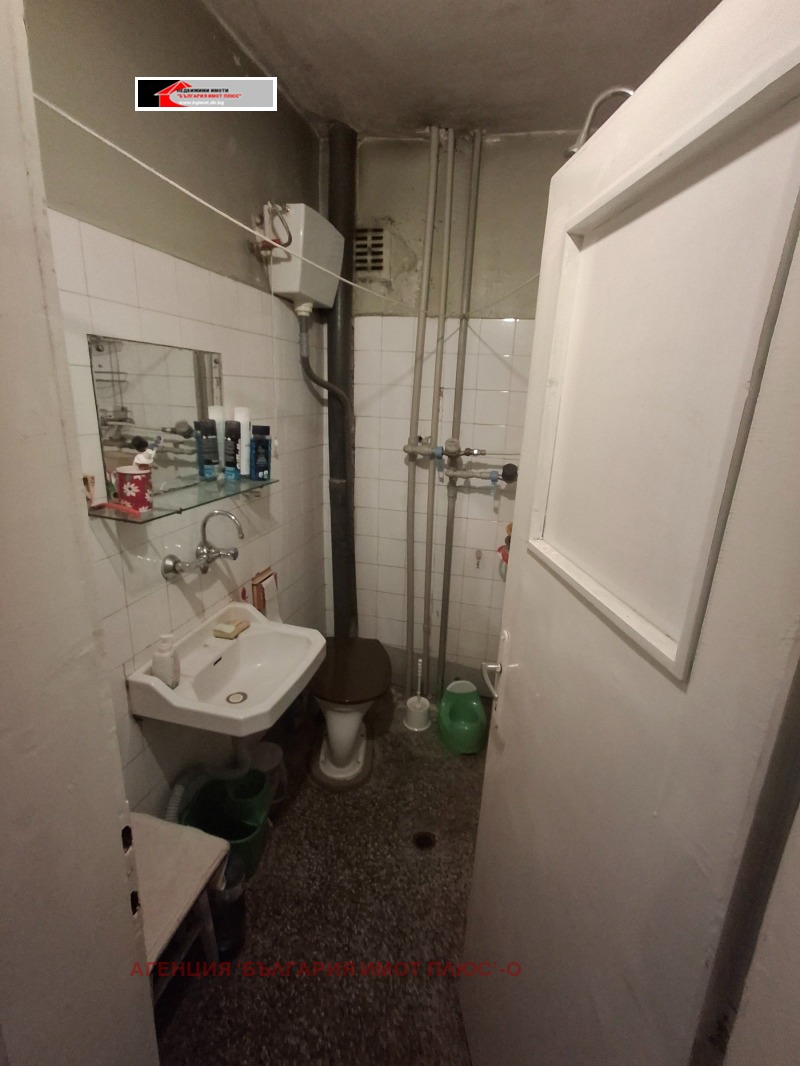 Te koop  1 slaapkamer Sofia , Oborishte , 71 m² | 24625214 - afbeelding [16]