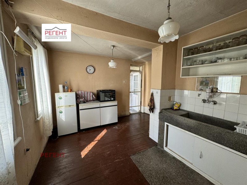 De vânzare  2 dormitoare Gabrovo , Țentâr , 98 mp | 84665000 - imagine [6]