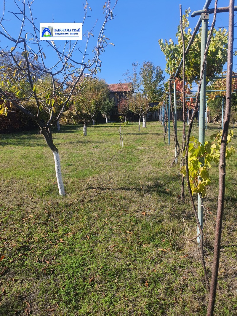 Продава ВИЛА, гр. Плевен, м-т Мъртва долина, снимка 3 - Вили - 52121783