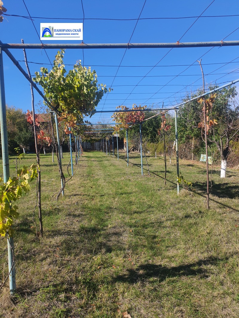 Продава ВИЛА, град Плевен, м-т Мъртва долина • 36000 € / 70409.88 лв. • 24606693 1