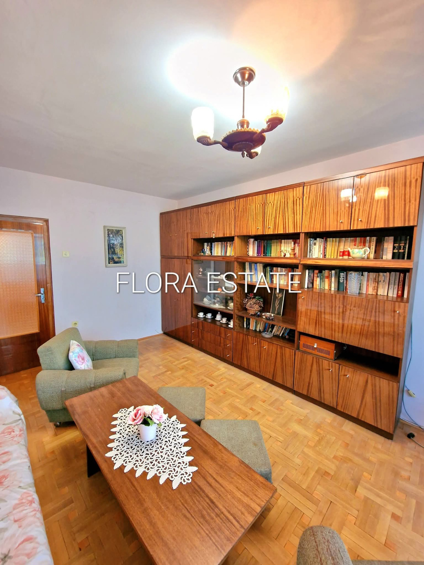 Продава 4-СТАЕН, гр. Добрич, Център, снимка 3 - Апартаменти - 54782893