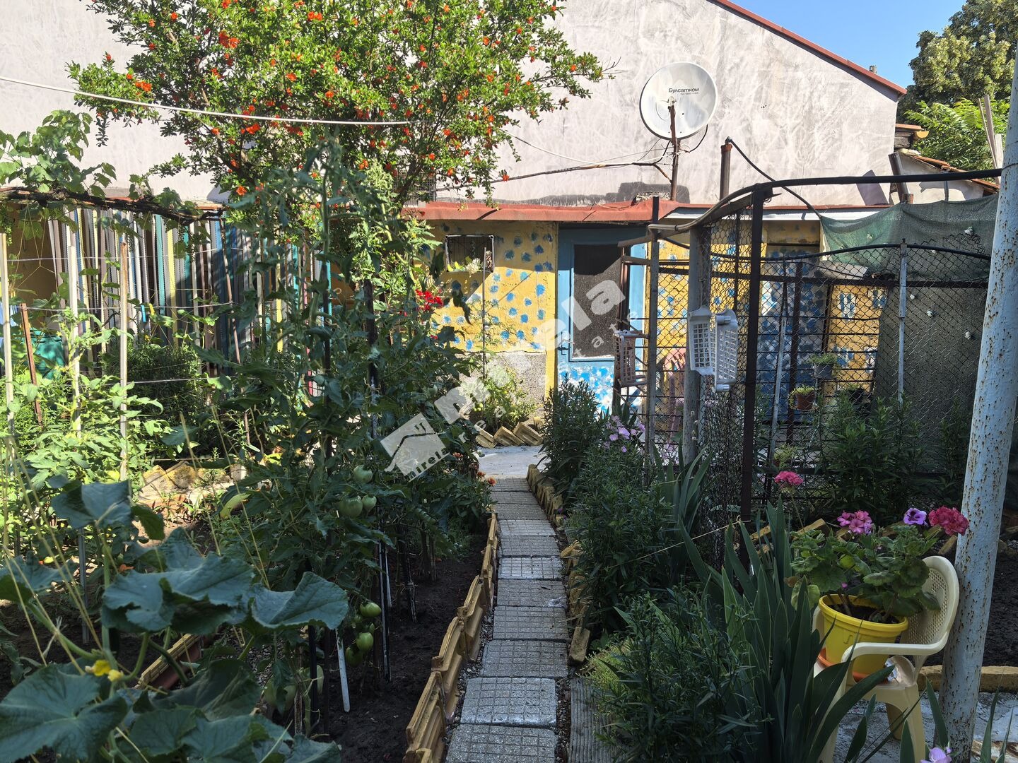 Продава КЪЩА, гр. Ямбол, Каргон, снимка 10 - Къщи - 55636629