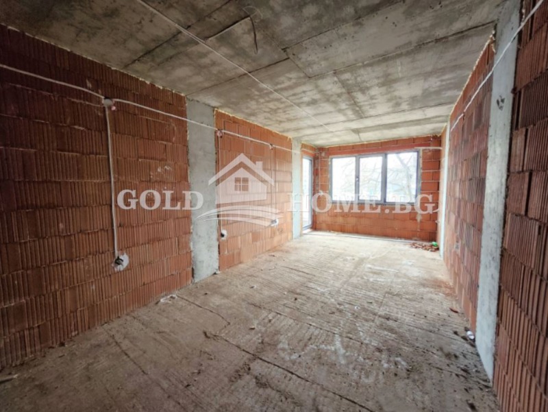 На продаж  1 спальня Пловдив , Христо Смирненски , 70 кв.м | 95271859