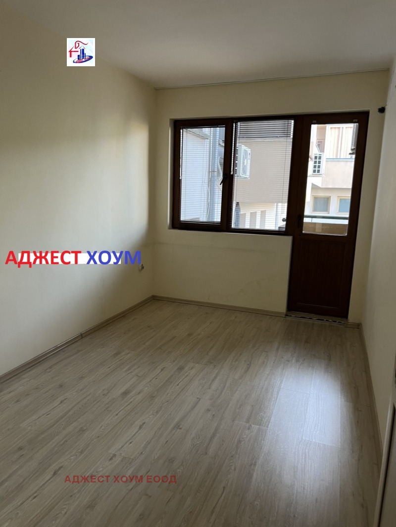 De vânzare  2 dormitoare Șumen , Țentâr , 89 mp | 37127853 - imagine [5]