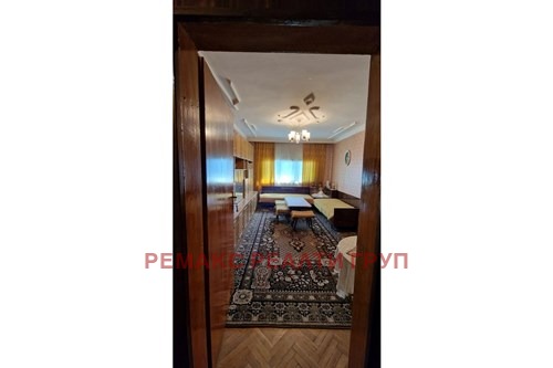 Продава 4-СТАЕН, гр. Търговище, Вароша, снимка 5 - Апартаменти - 55300074