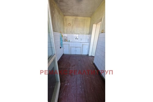 Продава 4-СТАЕН, гр. Търговище, Вароша, снимка 11 - Апартаменти - 55300074