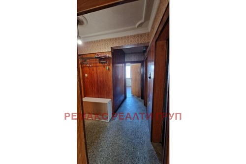 Продава 4-СТАЕН, гр. Търговище, Вароша, снимка 7 - Апартаменти - 55300074