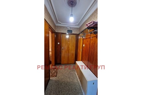 Продава 4-СТАЕН, гр. Търговище, Вароша, снимка 8 - Апартаменти - 55300074