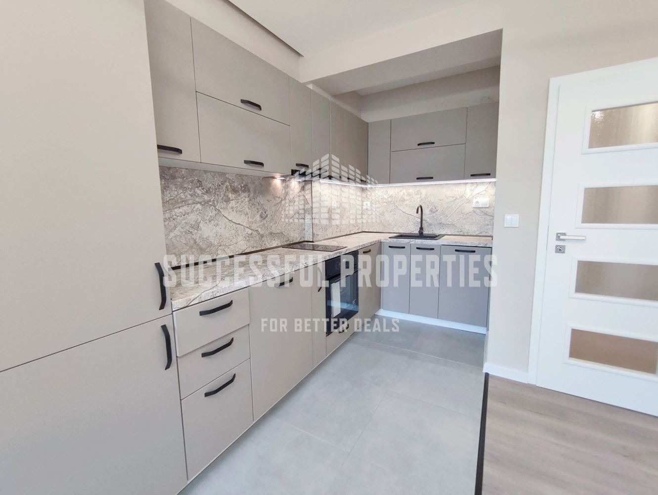 Продава 3-СТАЕН, гр. София, Лагера, снимка 5 - Апартаменти - 54324575