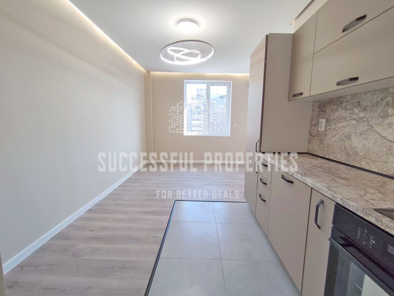 Продава 3-СТАЕН, гр. София, Лагера, снимка 3 - Апартаменти - 54324575