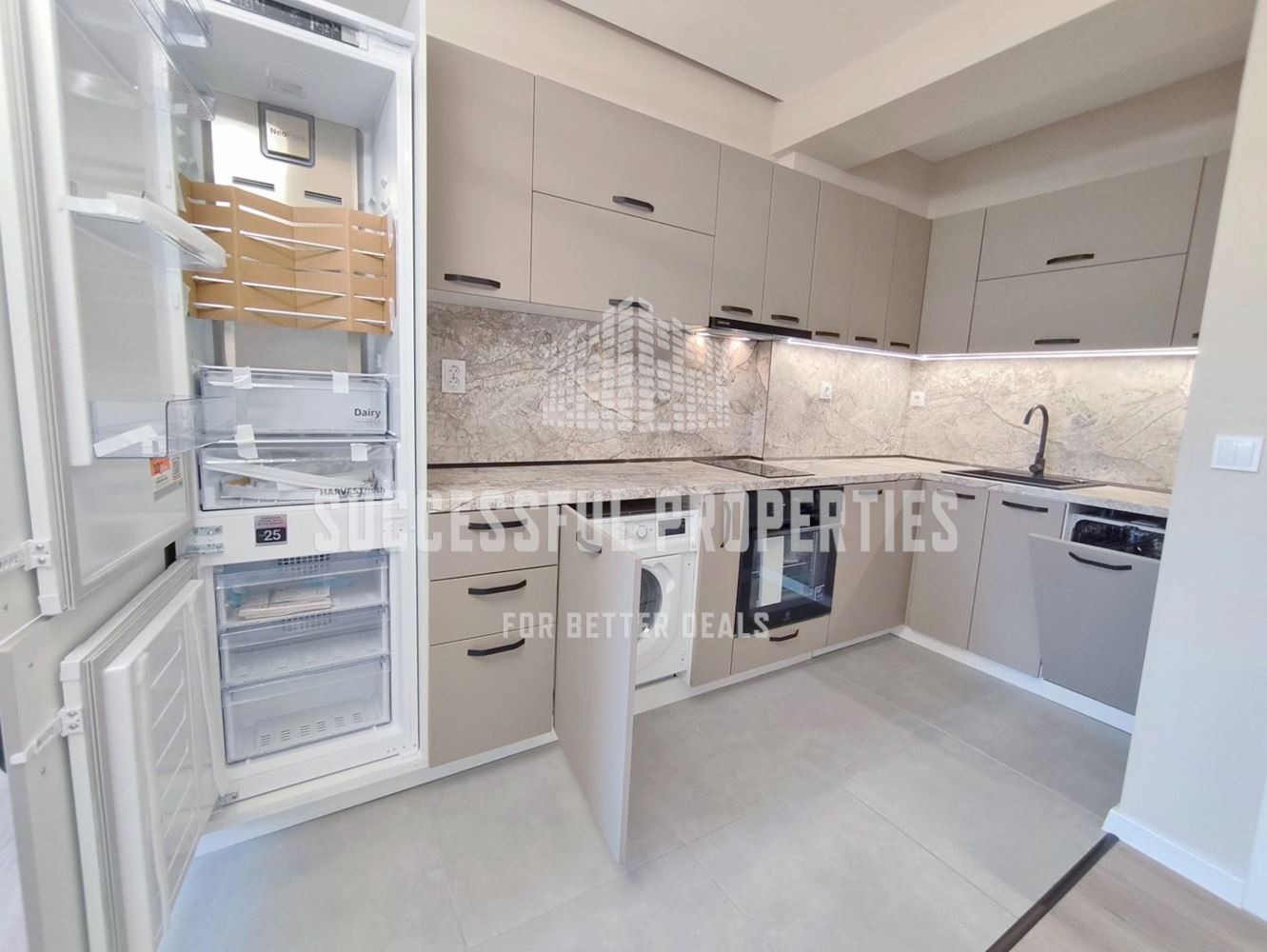 Продава 3-СТАЕН, гр. София, Лагера, снимка 6 - Апартаменти - 54324575