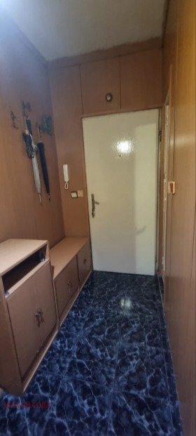 3 makuuhuonetta Tsentar, Stara Zagora