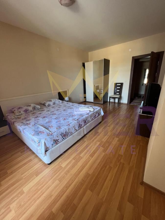 En venta  2 dormitorios Varna , k.k. Zlatni pyasatsi , 120 metros cuadrados | 39231896 - imagen [6]
