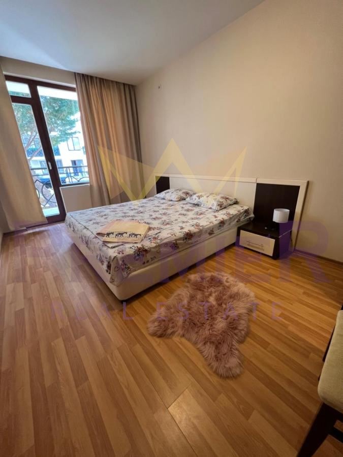 En venta  2 dormitorios Varna , k.k. Zlatni pyasatsi , 120 metros cuadrados | 39231896 - imagen [4]