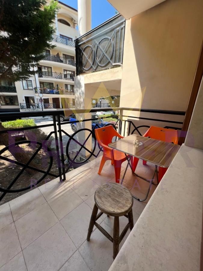 En venta  2 dormitorios Varna , k.k. Zlatni pyasatsi , 120 metros cuadrados | 39231896 - imagen [7]