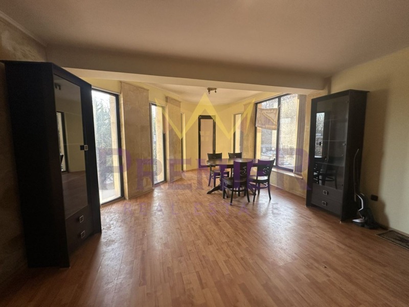 Till salu  2 sovrum Varna , m-t Alen mak , 154 kvm | 73886711 - bild [3]