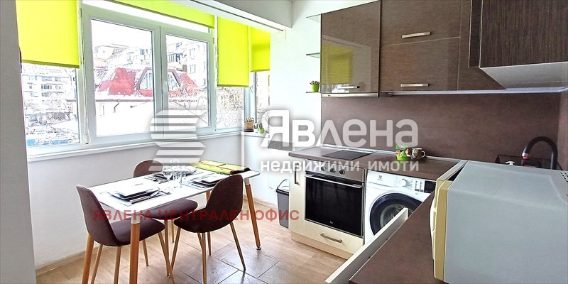 Продава 3-СТАЕН, гр. София, Център, снимка 6 - Апартаменти - 54198298