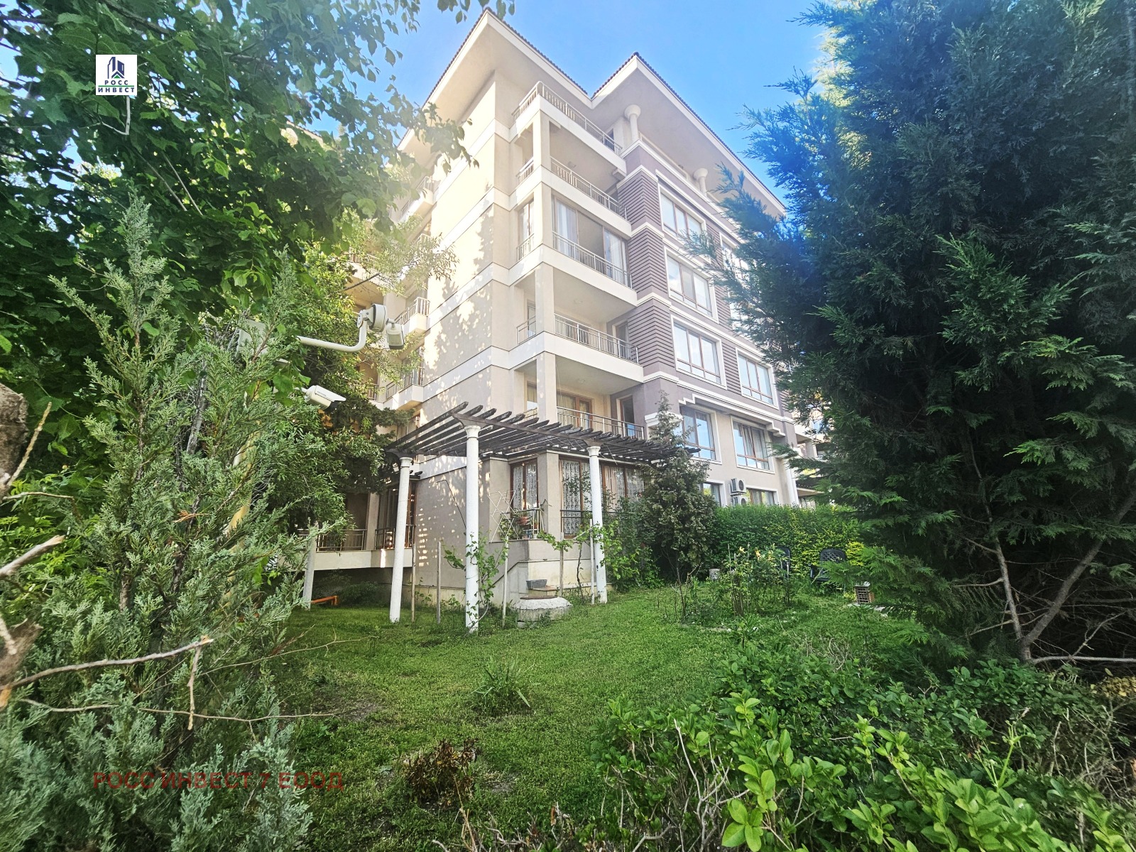 Продава 2-СТАЕН, гр. Варна, к.к. Св.Св. Константин и Елена