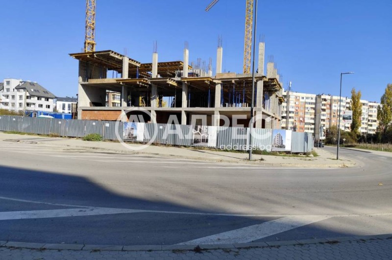 Na prodej  1 ložnice Sofia , Ovča kupel 2 , 62 m2 | 57726035