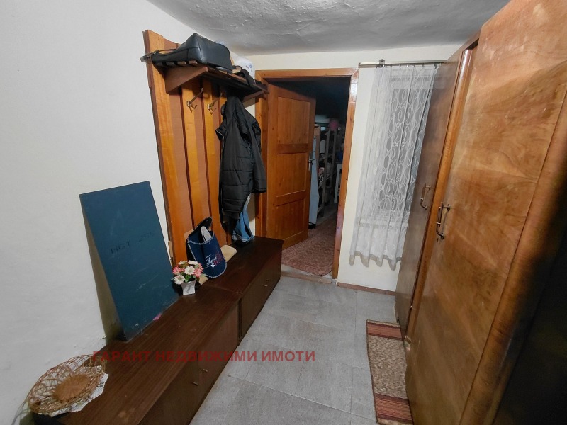 Продава КЪЩА, гр. Габрово, област Габрово, снимка 2 - Къщи - 52703269