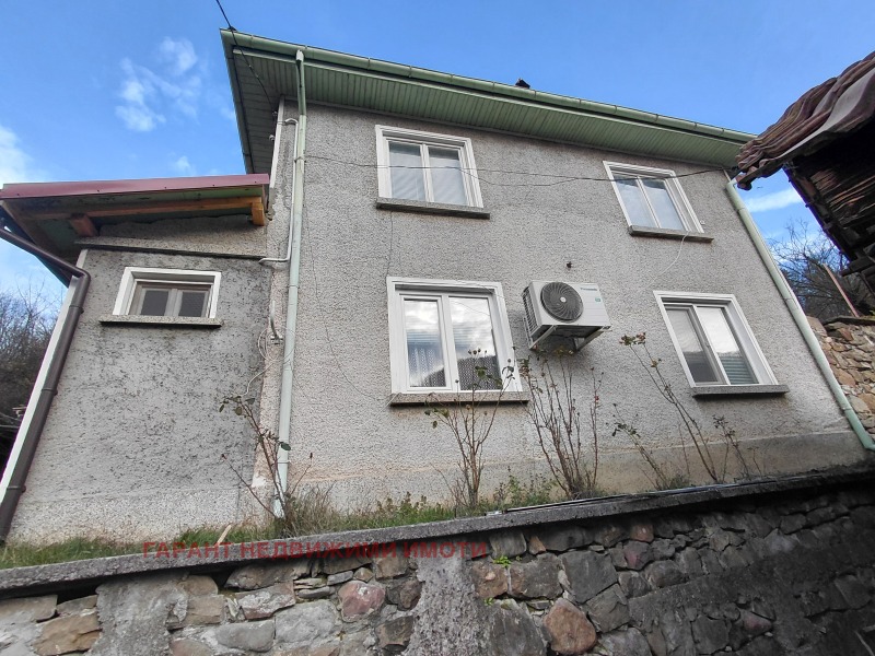 Продава КЪЩА, гр. Габрово, област Габрово