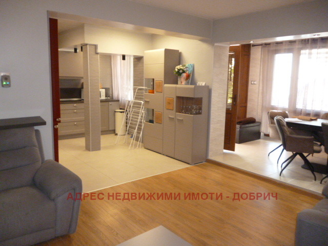 Продава ВИЛА, гр. Балчик, област Добрич, снимка 3 - Вили - 56456916