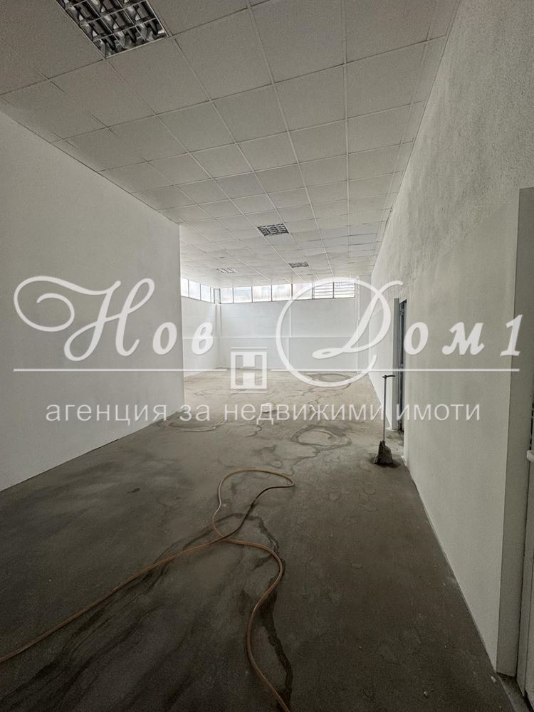 Продава СКЛАД, гр. Пловдив, Гагарин, снимка 4 - Складове - 54536118