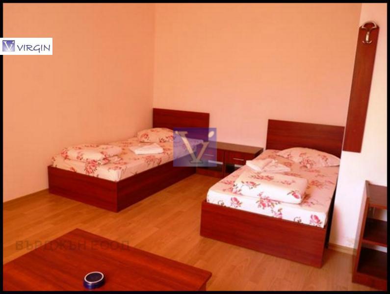 Till salu  Hotell Varna , m-t Alen mak , 850 kvm | 61315425 - bild [15]