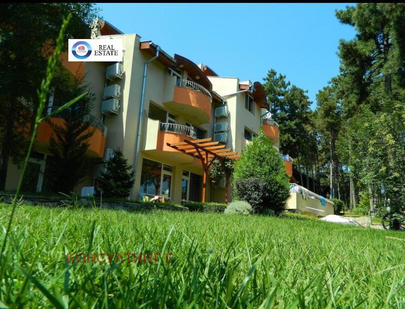 Продава  Хотел, област Бургас, к.к. Слънчев бряг •  950 000 EUR • ID 64344172 — holmes.bg - [1] 