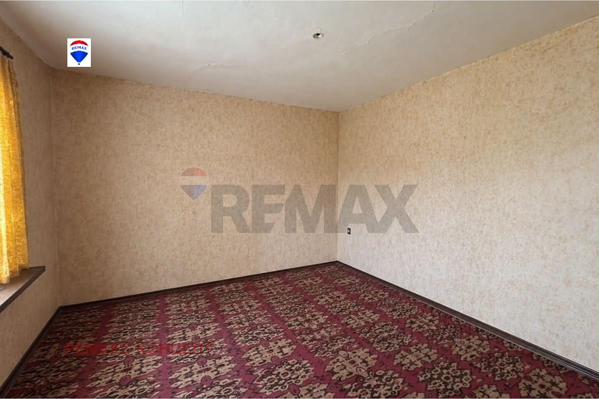 Продава КЪЩА, с. Осмар, област Шумен, снимка 7 - Къщи - 54762851
