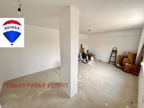 3-стаен град Русе, Хъшове 1