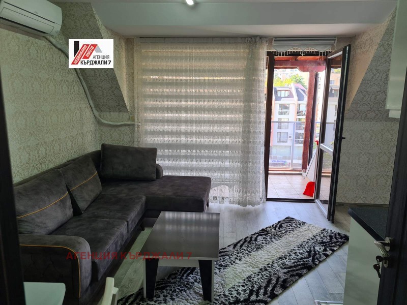 Продава 2-СТАЕН, гр. Кърджали, Възрожденци, снимка 3 - Апартаменти - 52730277