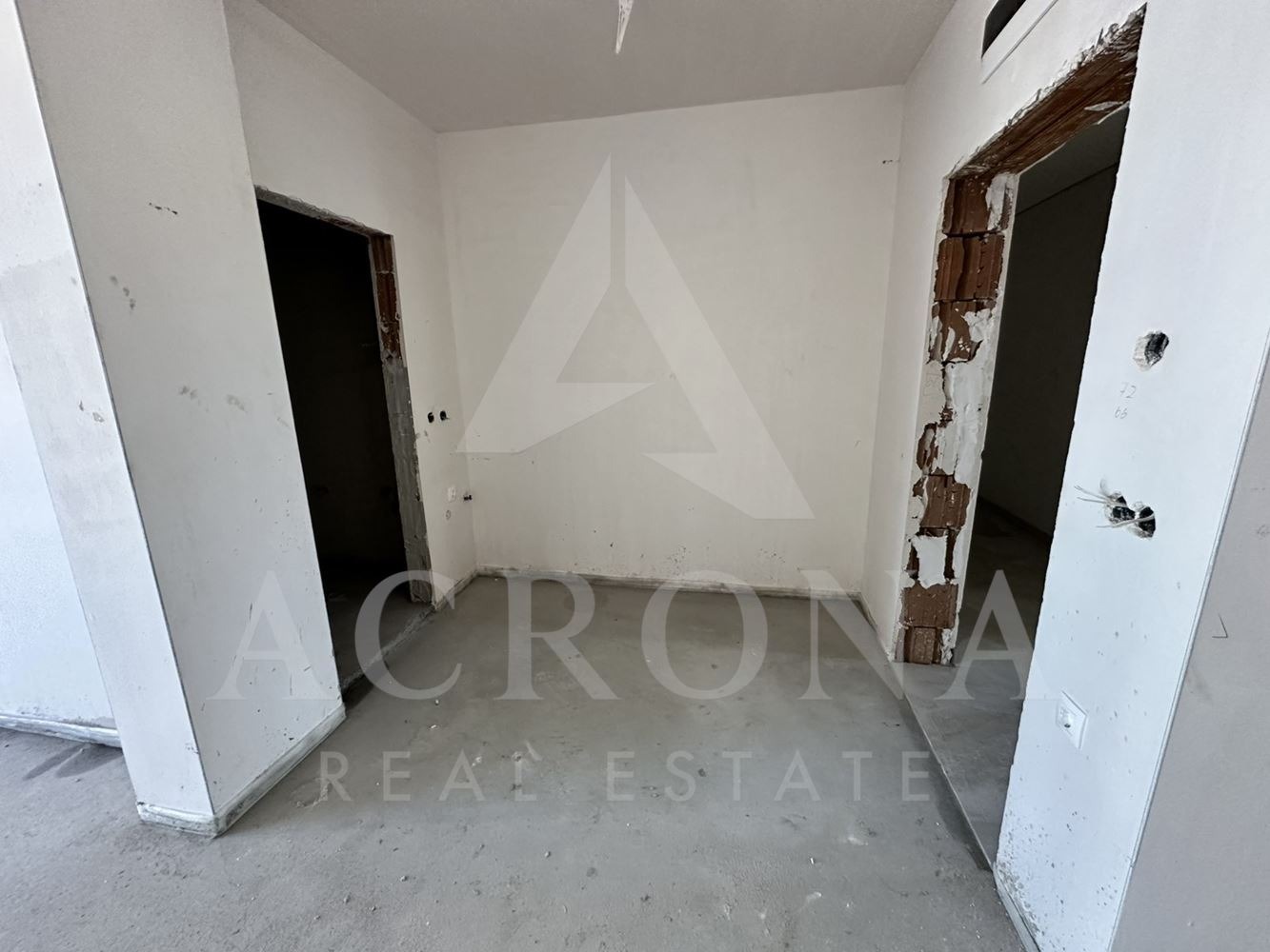 Продава 1-СТАЕН, гр. Пловдив, Остромила, снимка 5 - Апартаменти - 54453555