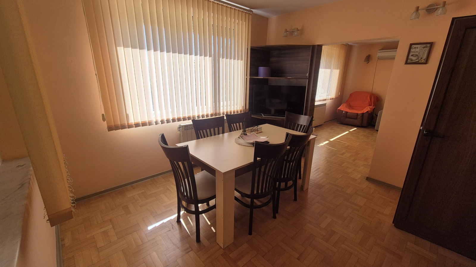 Продава ЕТАЖ ОТ КЪЩА, гр. Пловдив, Прослав, снимка 2 - Етаж от къща - 56599287