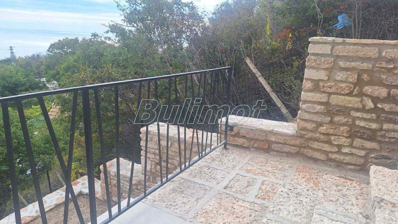 Продава КЪЩА, гр. Балчик, област Добрич, снимка 2 - Къщи - 53491533