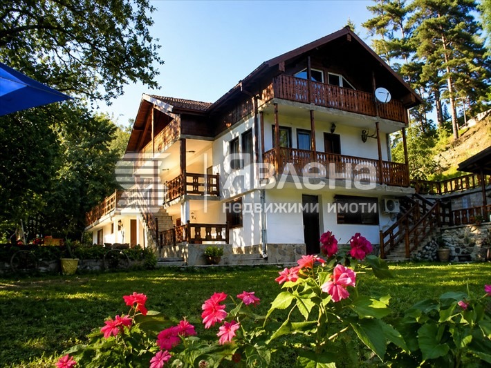 Продава КЪЩА, гр. Калофер, област Пловдив, снимка 4 - Къщи - 55619534