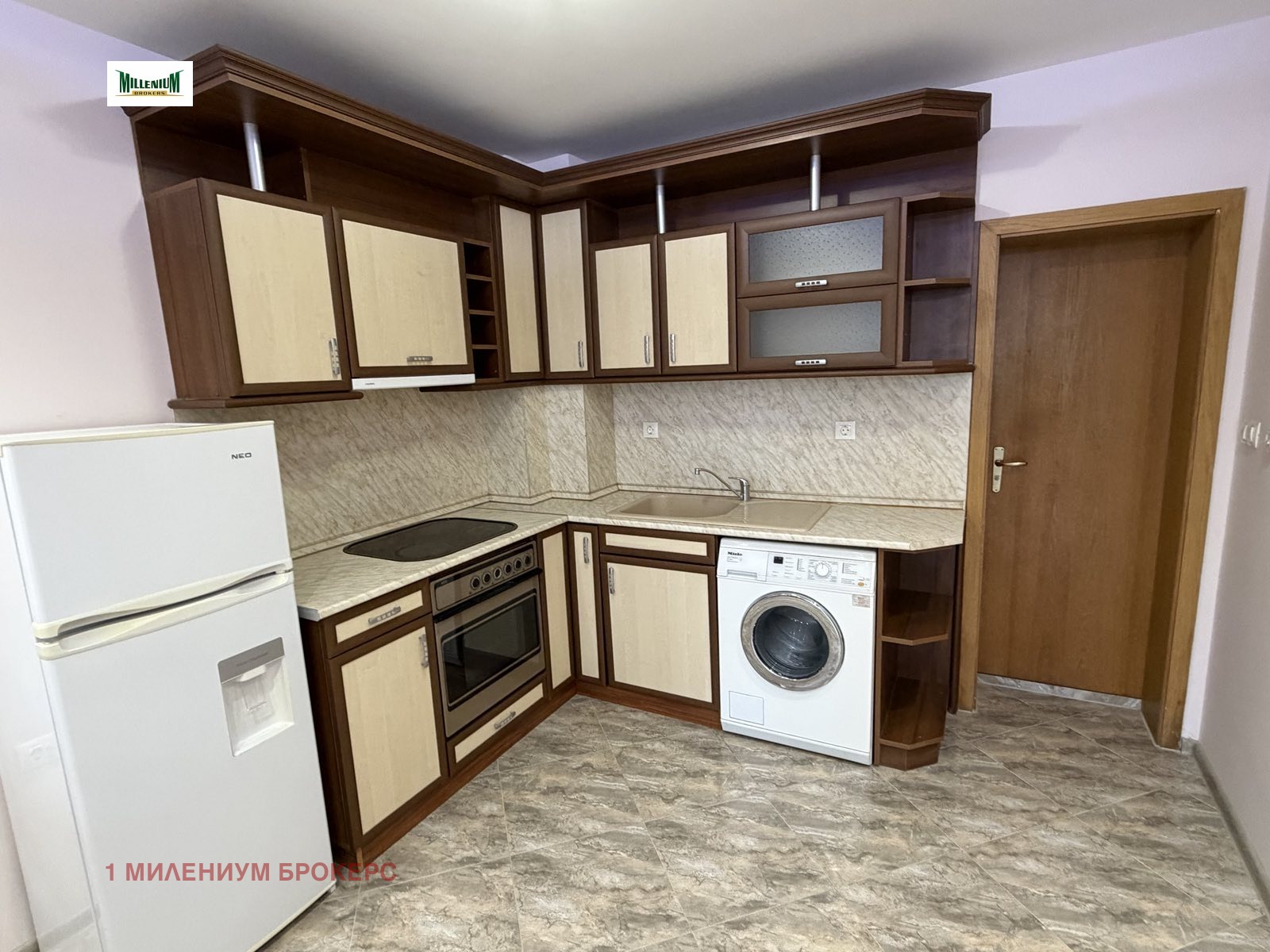Продава 2-СТАЕН, гр. Пловдив, Кършияка, снимка 2 - Апартаменти - 52661647