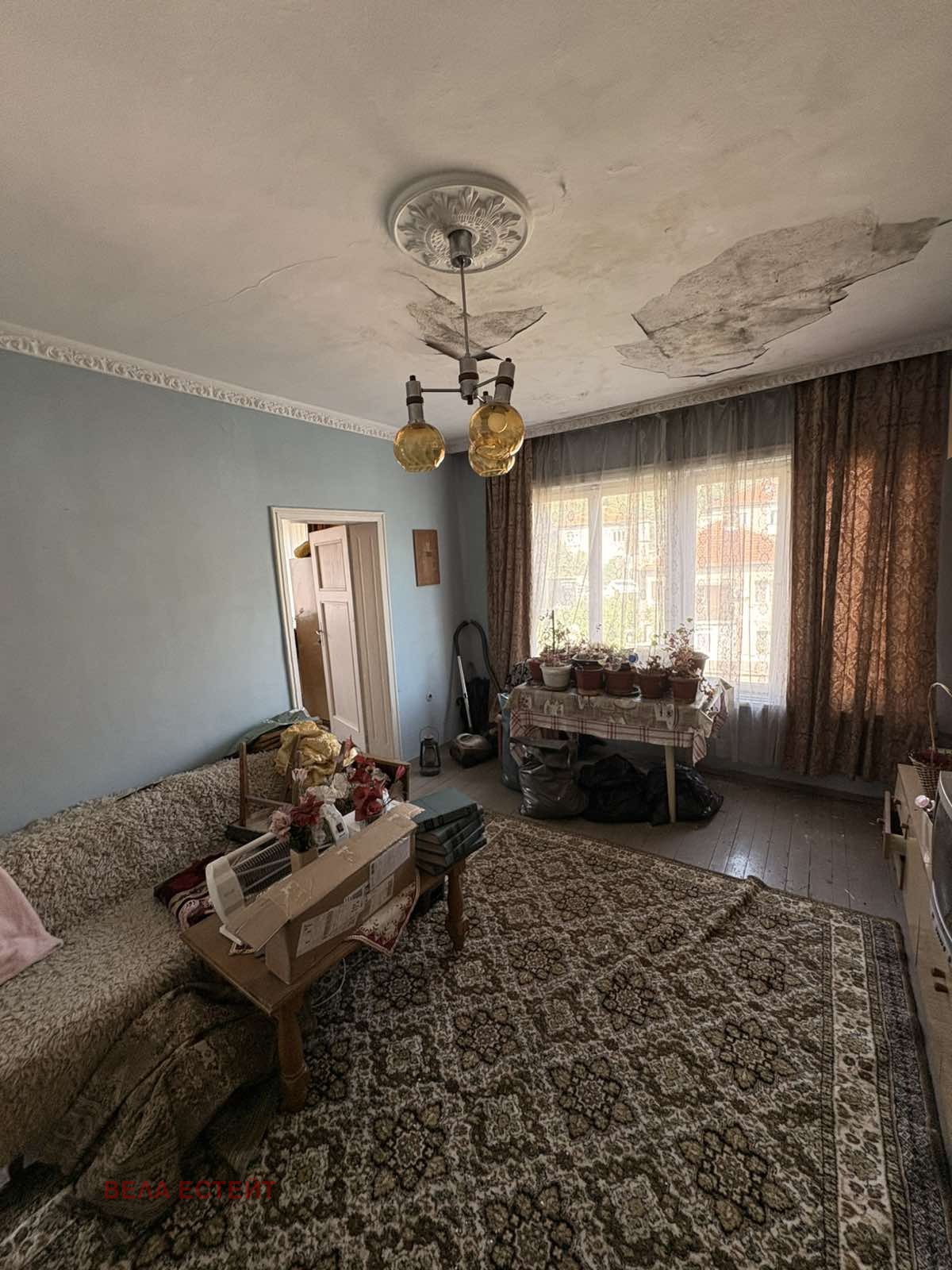 Продава ЕТАЖ ОТ КЪЩА, гр. Велинград, област Пазарджик, снимка 11 - Етаж от къща - 55831653