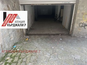 Garaj Țentâr, Cârdjali 6