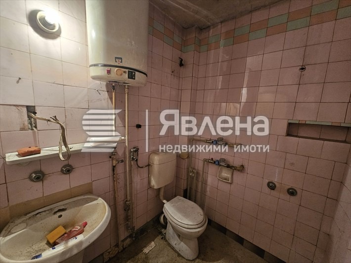 Продава 3-СТАЕН, гр. София, Лагера, снимка 13 - Aпартаменти - 47503134